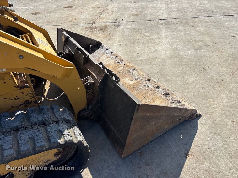 image for item FG0418 2021 Caterpillar 299D3 tracked skid steer loader