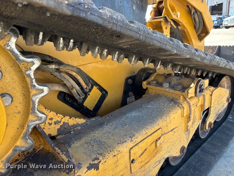 image for item FG0418 2021 Caterpillar 299D3 tracked skid steer loader