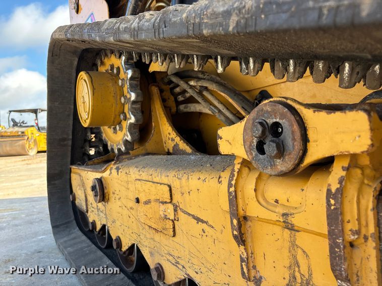 image for item FG0418 2021 Caterpillar 299D3 tracked skid steer loader