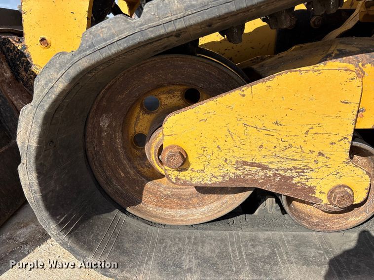 image for item FG0418 2021 Caterpillar 299D3 tracked skid steer loader