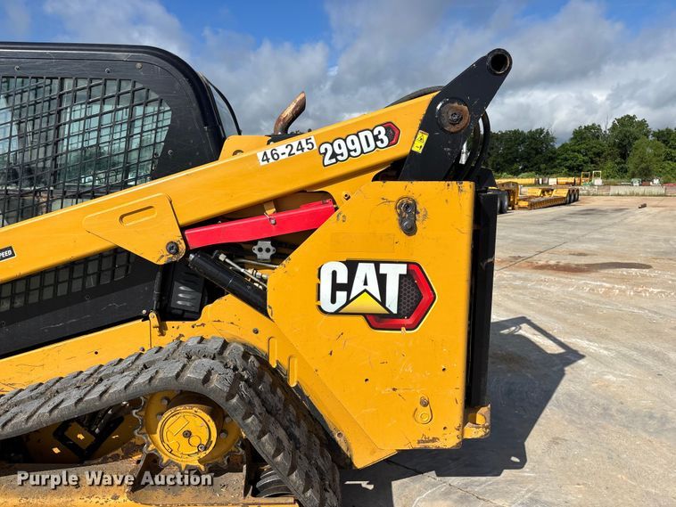 image for item FG0418 2021 Caterpillar 299D3 tracked skid steer loader