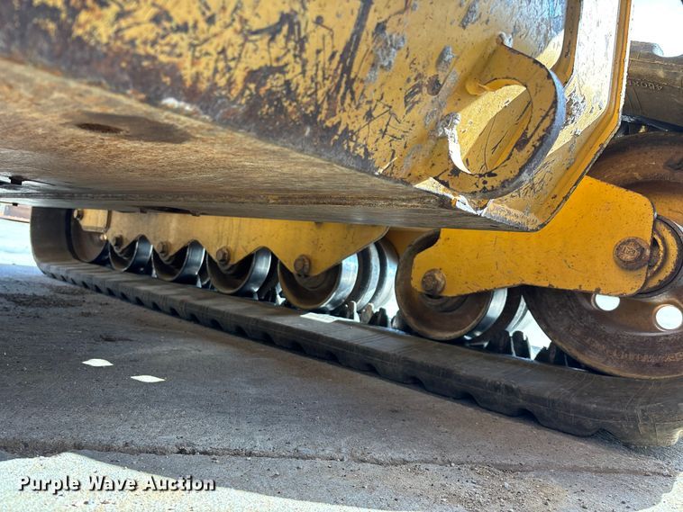 image for item FG0418 2021 Caterpillar 299D3 tracked skid steer loader