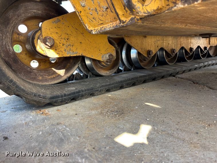 image for item FG0418 2021 Caterpillar 299D3 tracked skid steer loader