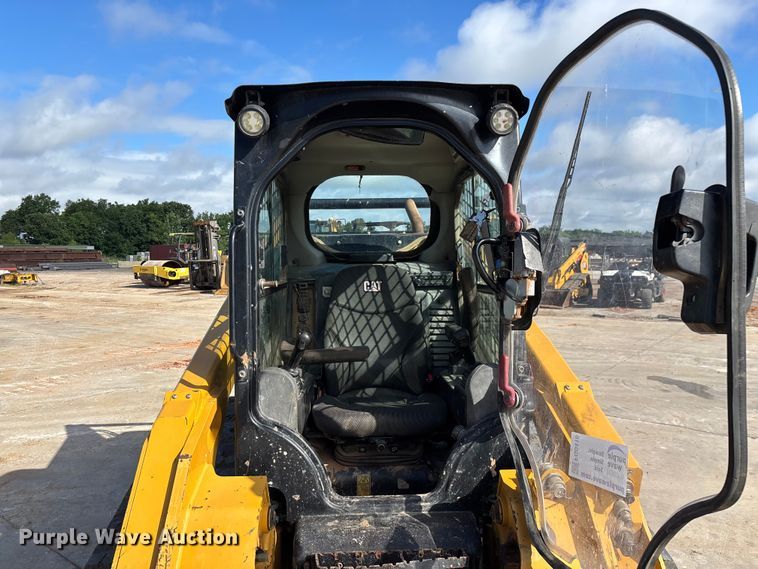 image for item FG0418 2021 Caterpillar 299D3 tracked skid steer loader