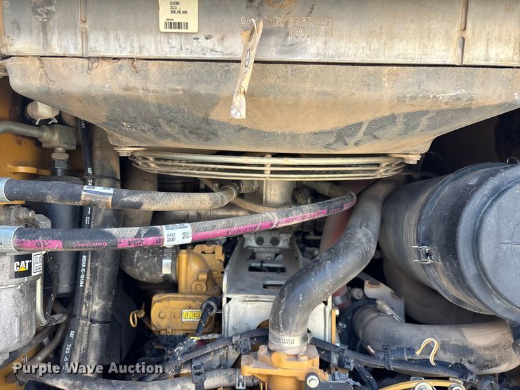image for item FG0418 2021 Caterpillar 299D3 tracked skid steer loader