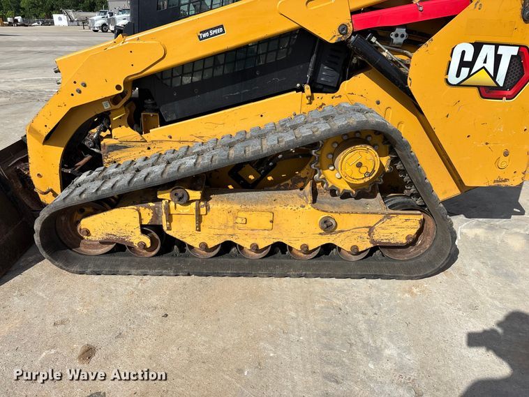 image for item FG0418 2021 Caterpillar 299D3 tracked skid steer loader