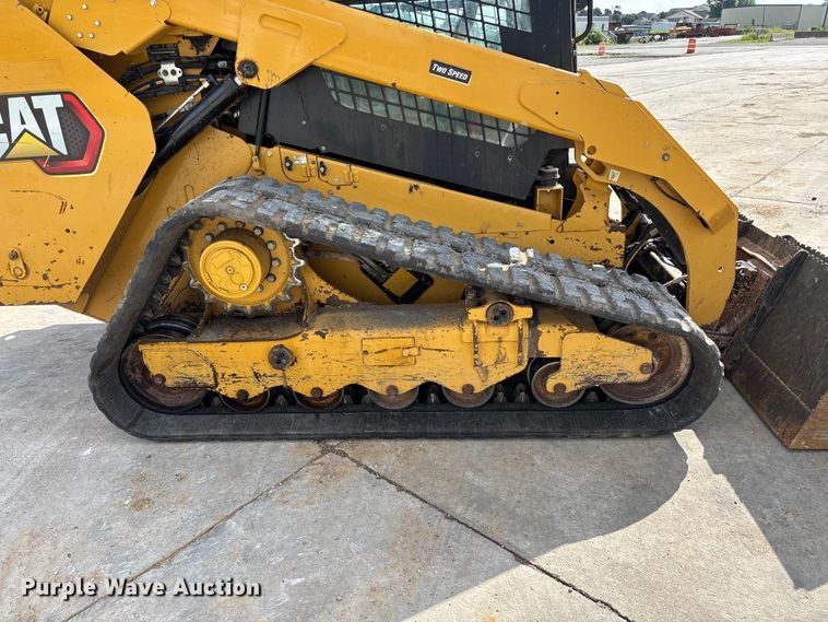 image for item FG0418 2021 Caterpillar 299D3 tracked skid steer loader