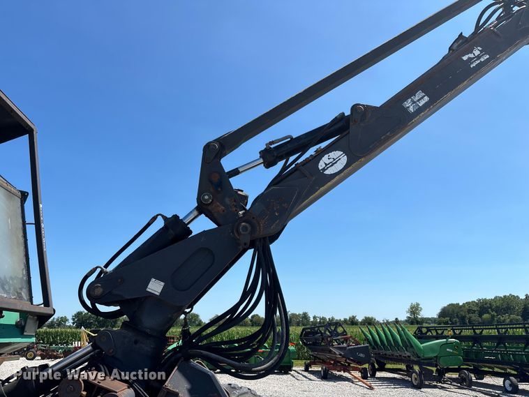 image for item FG0587 2005 Timberjack 1270 tree harvester