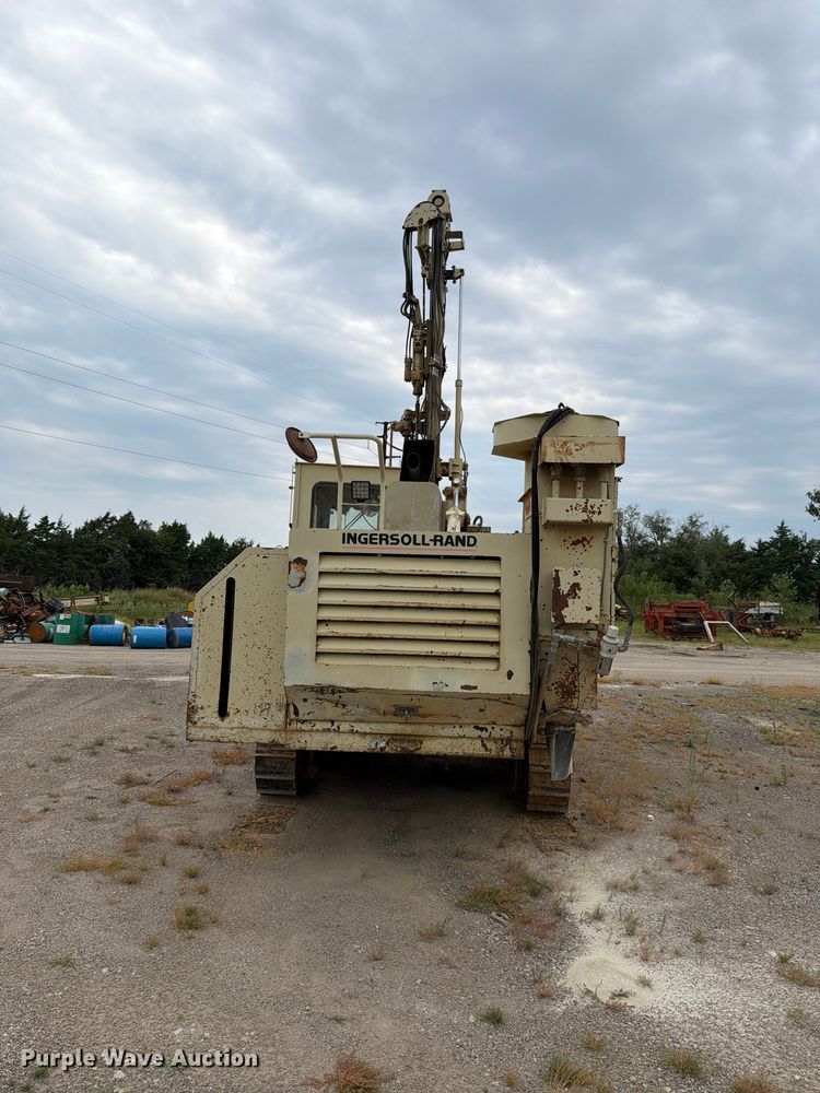 image for item FH6330 Ingersoll Rand ECM470 crawler drill