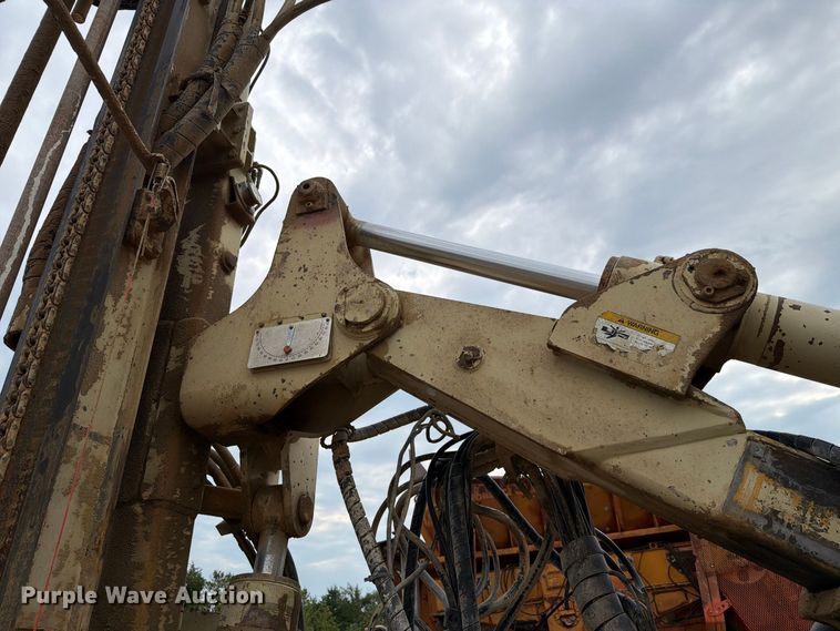 image for item FH6330 Ingersoll Rand ECM470 crawler drill