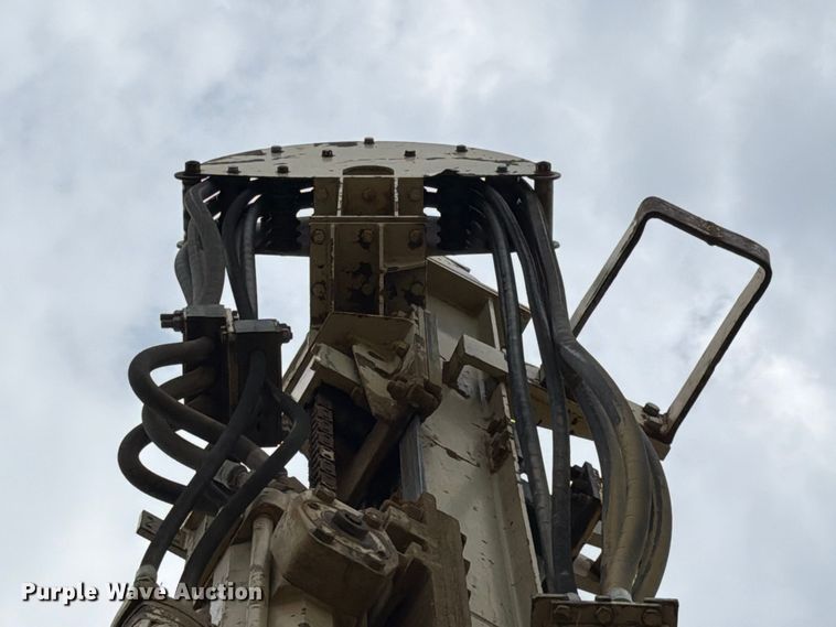 image for item FH6330 Ingersoll Rand ECM470 crawler drill