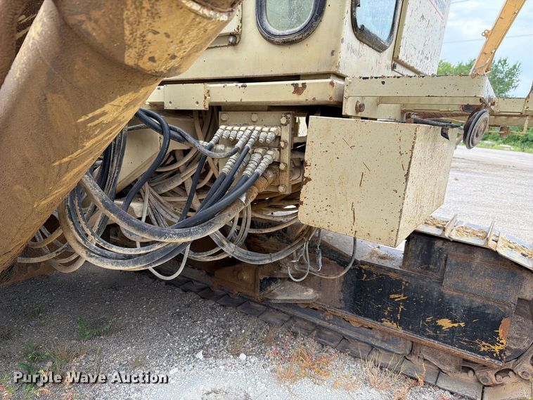 image for item FH6330 Ingersoll Rand ECM470 crawler drill
