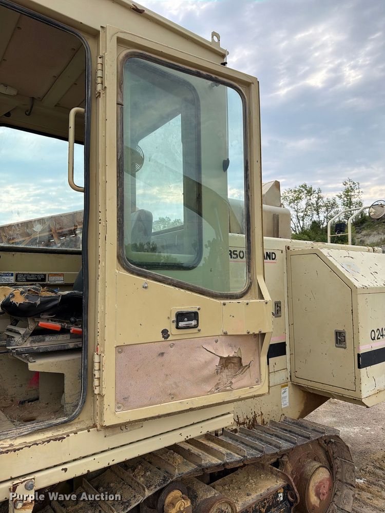 image for item FH6330 Ingersoll Rand ECM470 crawler drill