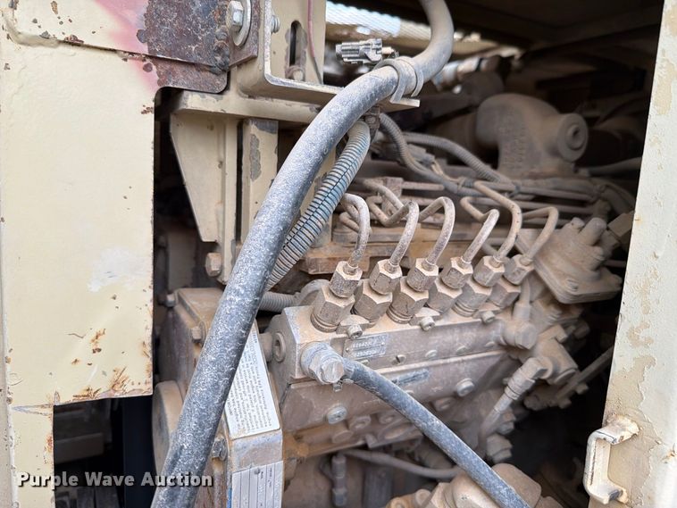 image for item FH6330 Ingersoll Rand ECM470 crawler drill