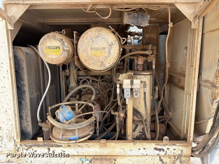 image for item FH6330 Ingersoll Rand ECM470 crawler drill