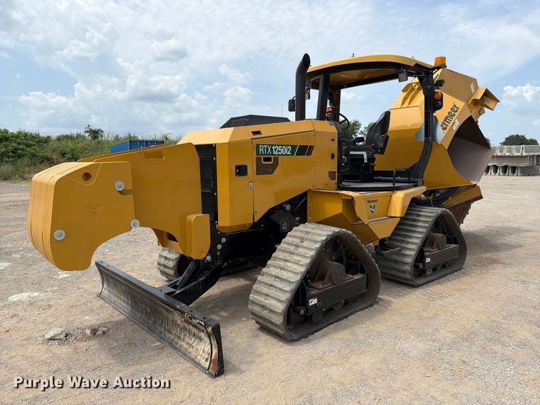 image for item FI0322 2023 Vermeer RTX1250i2 rock saw