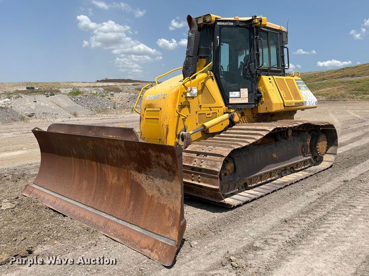 image for item FI0345 2018 Komatsu D61PX-24 dozer