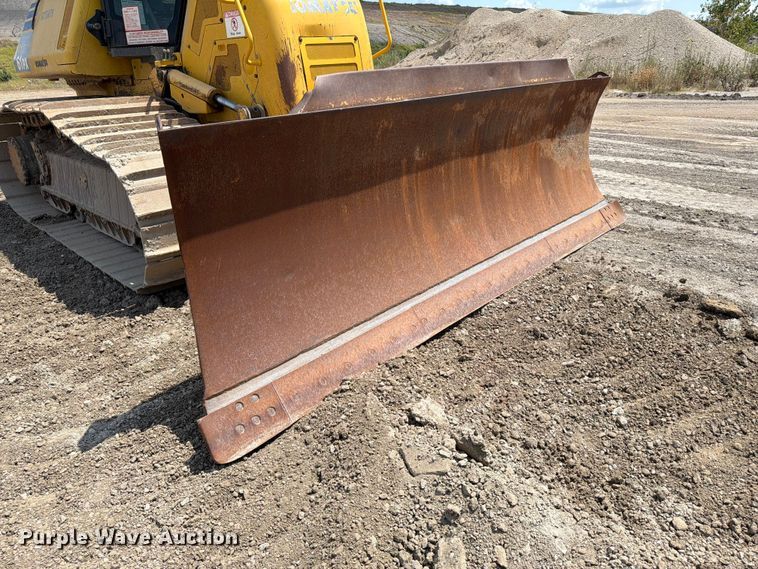 image for item FI0345 2018 Komatsu D61PX-24 dozer