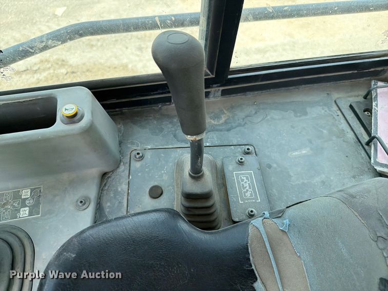 image for item FI0345 2018 Komatsu D61PX-24 dozer