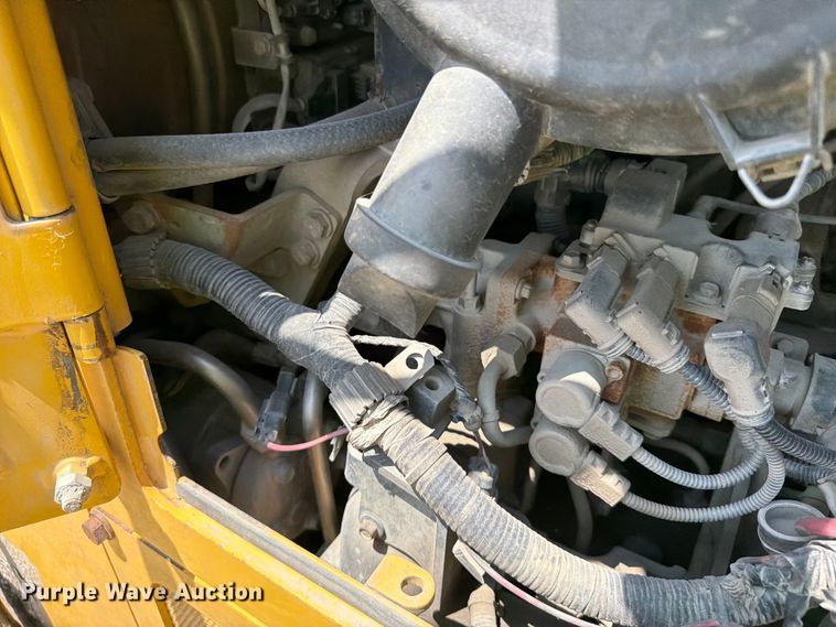 image for item FI0345 2018 Komatsu D61PX-24 dozer