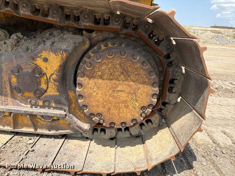 image for item FI0345 2018 Komatsu D61PX-24 dozer