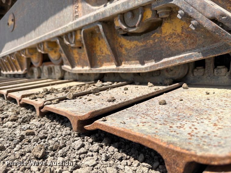 image for item FI0345 2018 Komatsu D61PX-24 dozer