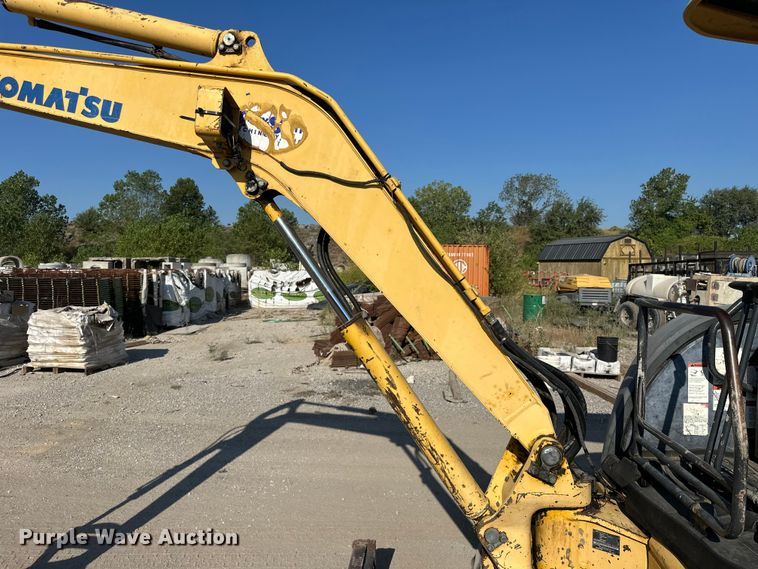 image for item FI0346 Komatsu PC35MR-2 mini excavator