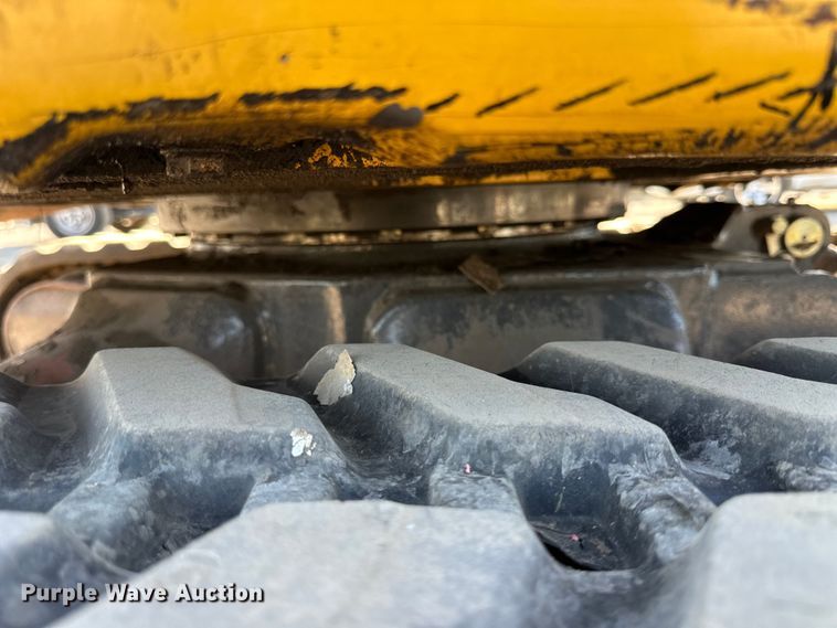 image for item FI0346 Komatsu PC35MR-2 mini excavator