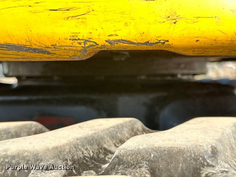 image for item FI0346 Komatsu PC35MR-2 mini excavator