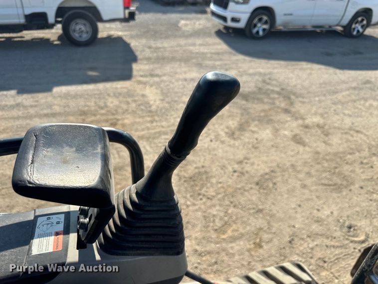 image for item FI0346 Komatsu PC35MR-2 mini excavator