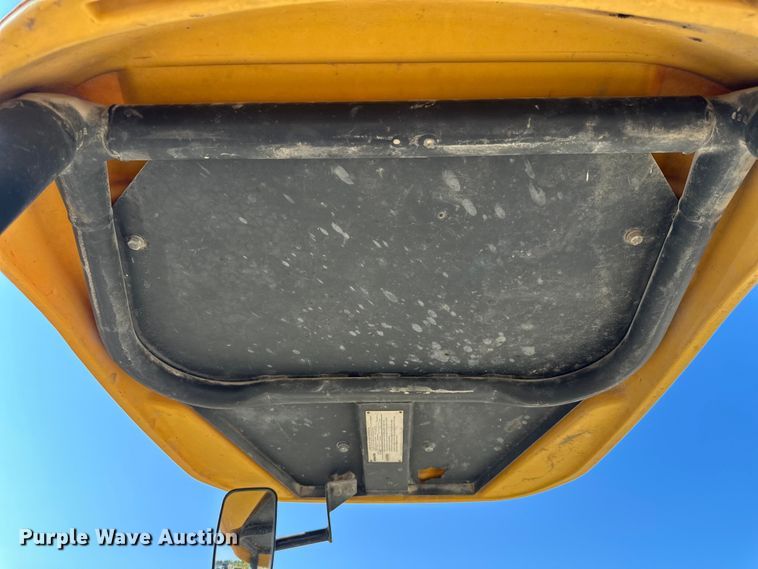 image for item FI0346 Komatsu PC35MR-2 mini excavator