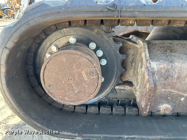 image for item FI0346 Komatsu PC35MR-2 mini excavator