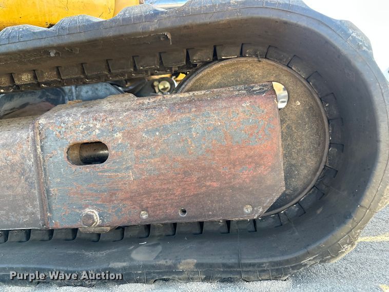 image for item FI0346 Komatsu PC35MR-2 mini excavator