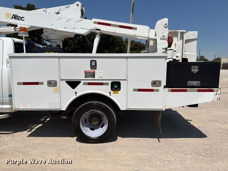 image for item FI0348 2017 RAM 5500 bucket truck