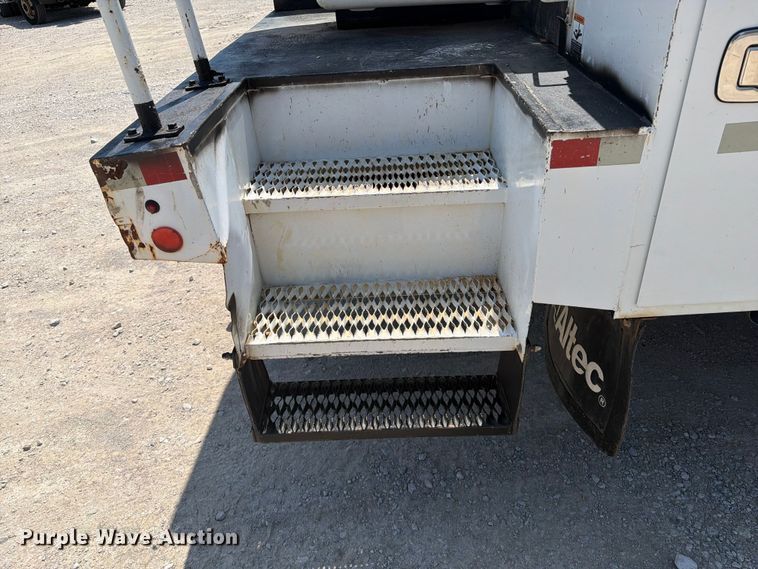 image for item FI0348 2017 RAM 5500 bucket truck