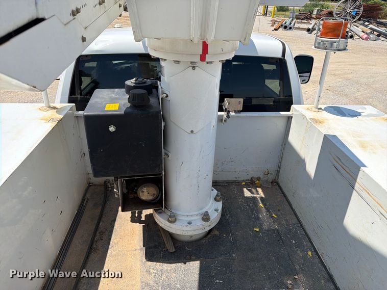 image for item FI0348 2017 RAM 5500 bucket truck