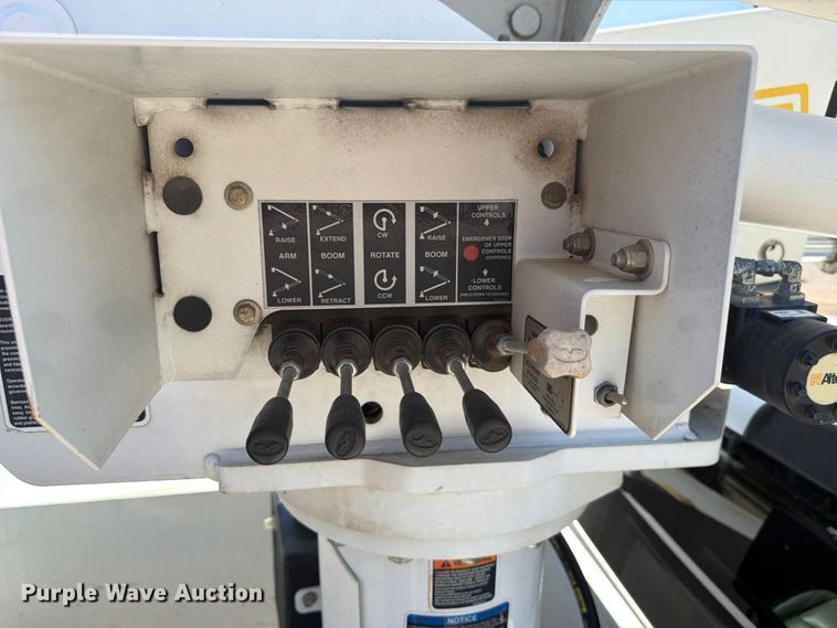 image for item FI0348 2017 RAM 5500 bucket truck