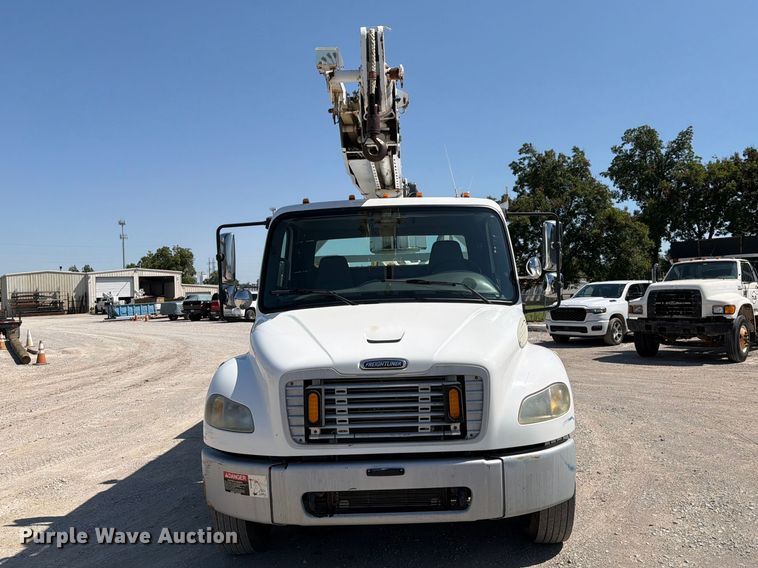 image for item FI0349 2006 Freightliner Business Class M2 bucket truck