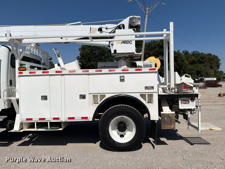 image for item FI0349 2006 Freightliner Business Class M2 bucket truck