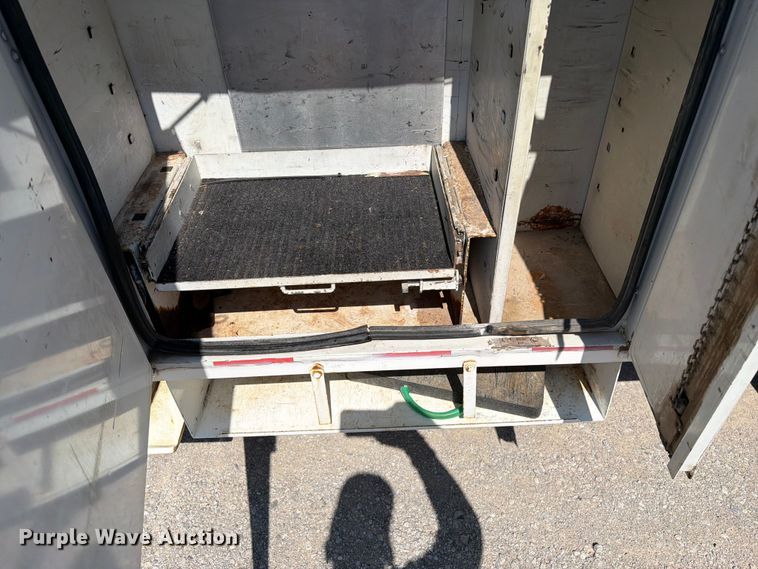 image for item FI0349 2006 Freightliner Business Class M2 bucket truck