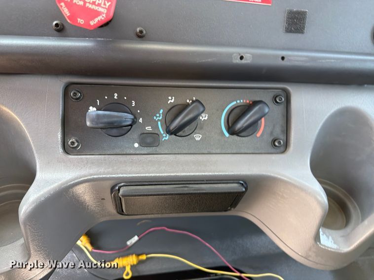image for item FI0349 2006 Freightliner Business Class M2 bucket truck