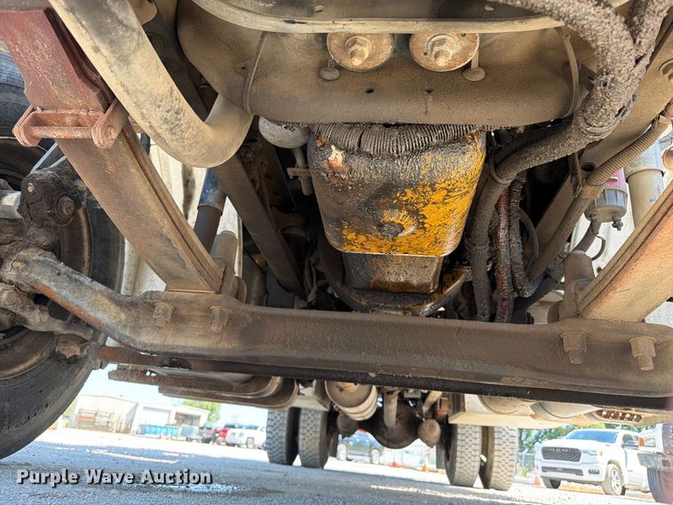 image for item FI0349 2006 Freightliner Business Class M2 bucket truck
