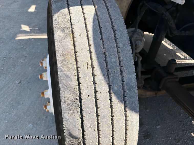 image for item FI0349 2006 Freightliner Business Class M2 bucket truck