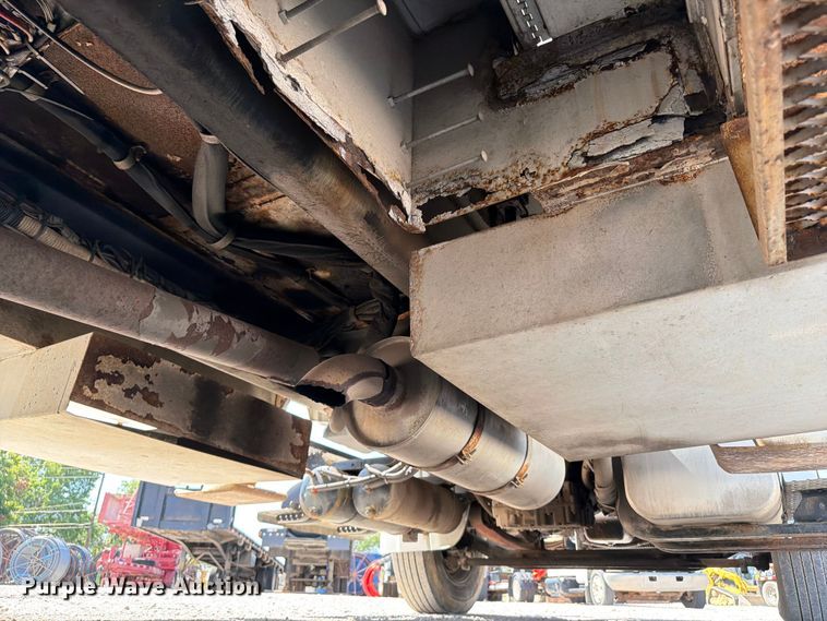 image for item FI0349 2006 Freightliner Business Class M2 bucket truck