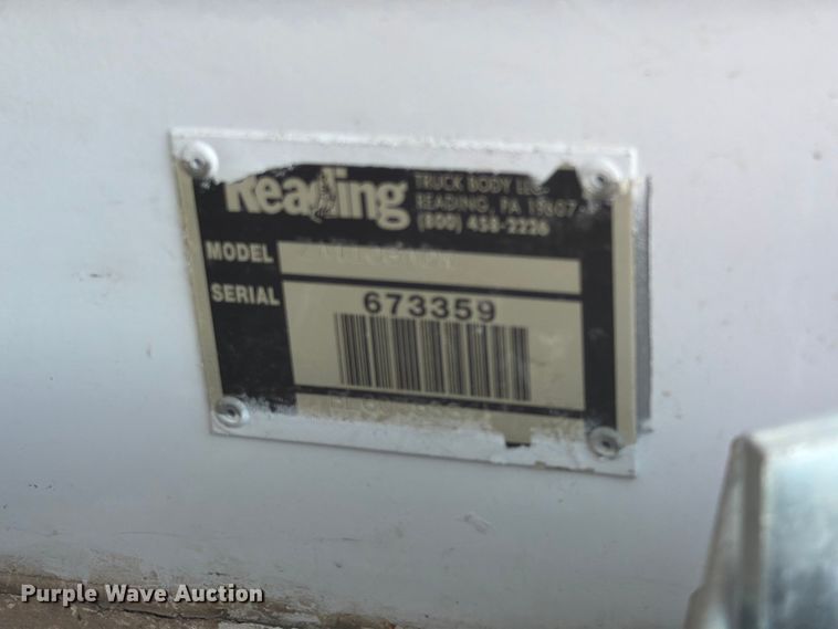 image for item FI0352 2008 Dodge 5500 bucket truck