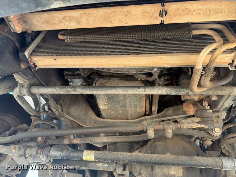 image for item FI0352 2008 Dodge 5500 bucket truck