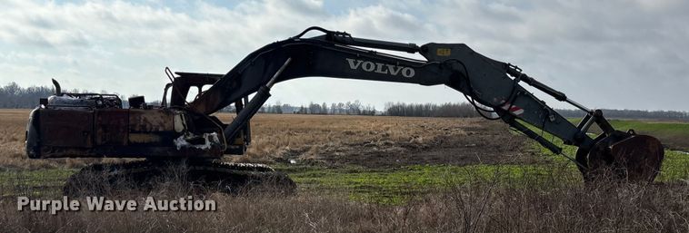 image for item FI1541 Volvo EC330BLC excavator