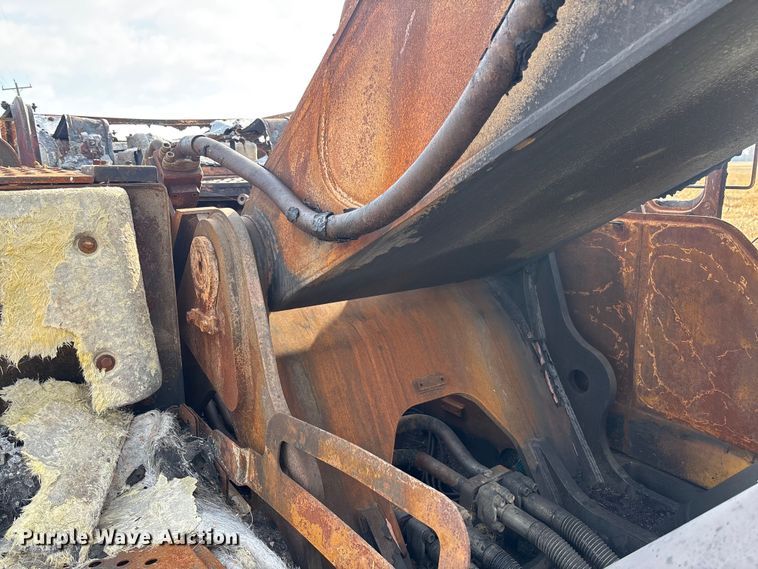 image for item FI1541 Volvo EC330BLC excavator