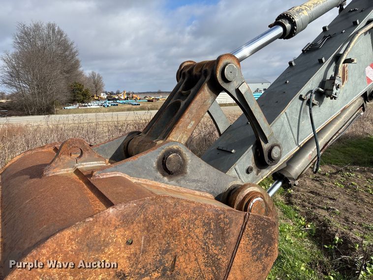 image for item FI1541 Volvo EC330BLC excavator