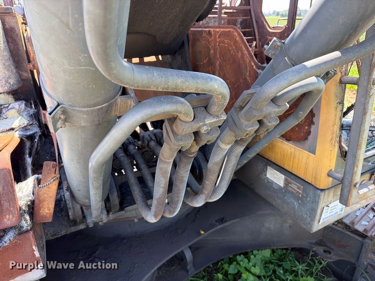 image for item FI1541 Volvo EC330BLC excavator